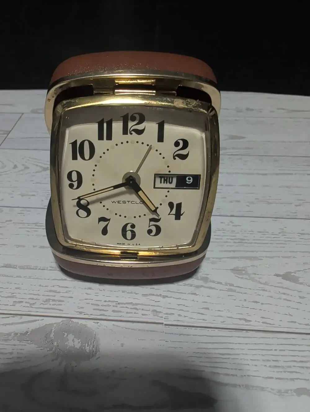 Vtg Westclox Travel Alarm Clock Glow Hands Date Model 42038 Tan Case Works